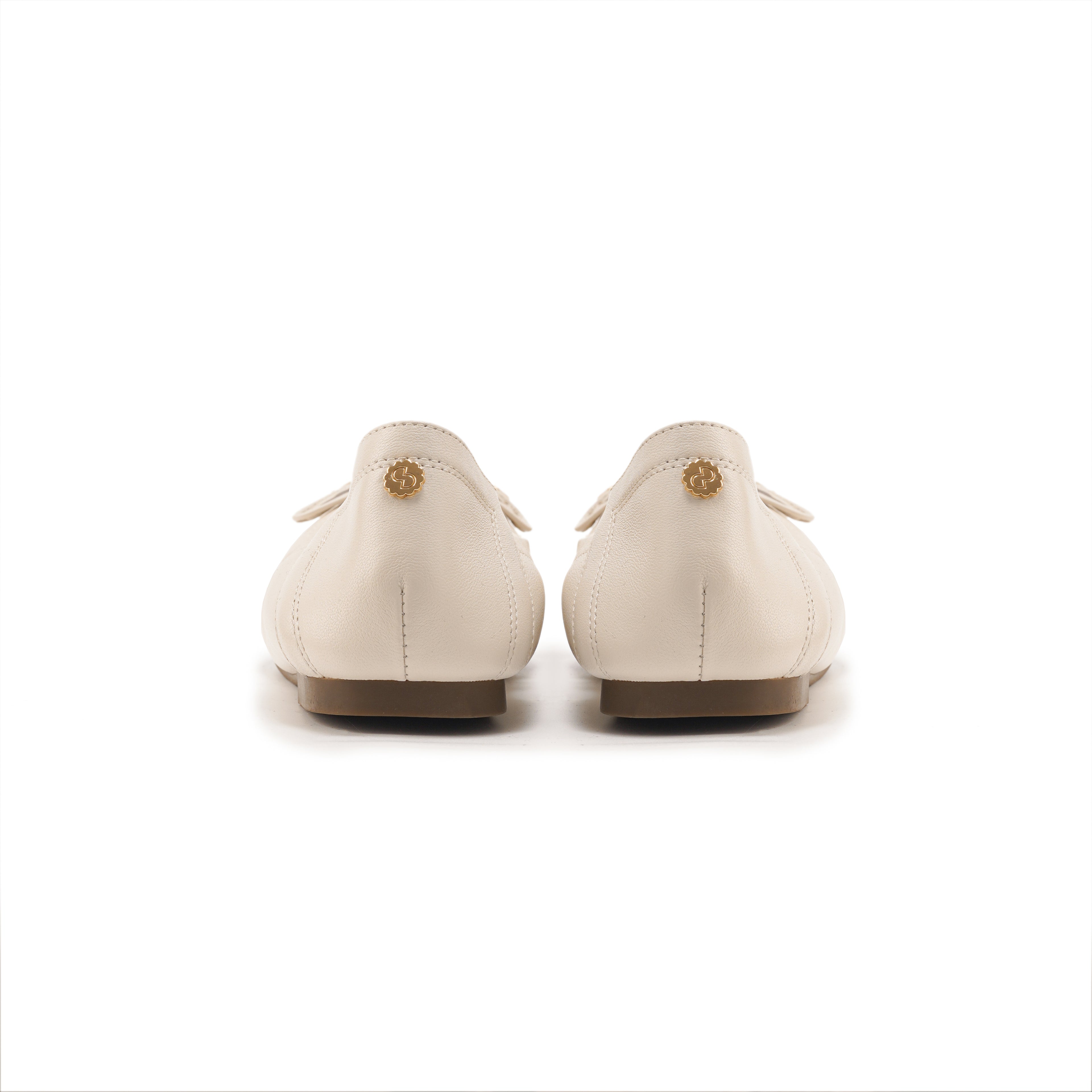 Pointed-Toe Ballet Flats - Ivory