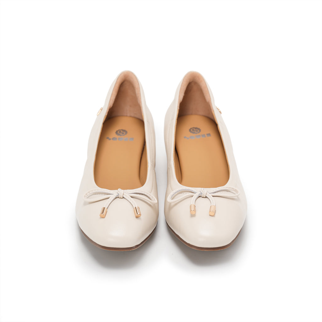 Ballet Pumps - Ivory
