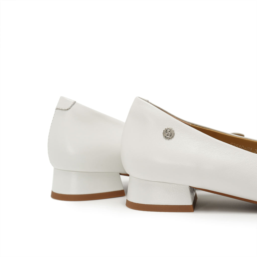 Pointed-Toe Block Heel Pumps - White
