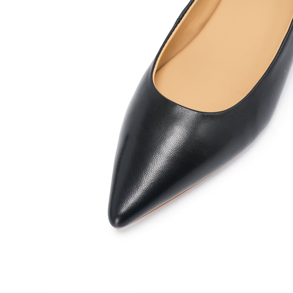 Pointed-Toe Block Heel Pumps - Black