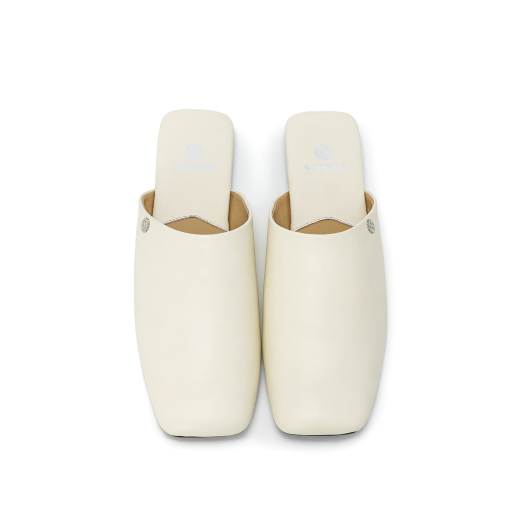 Square-Toe Slip On Mules - Ivory